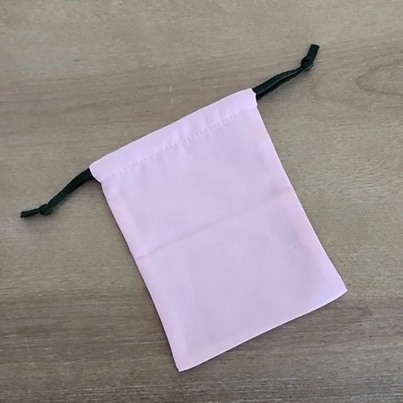 Kate Spade NEW YORK Jewelry dust bag Light pink with Olive green drawstr… - Picture 2 of 2